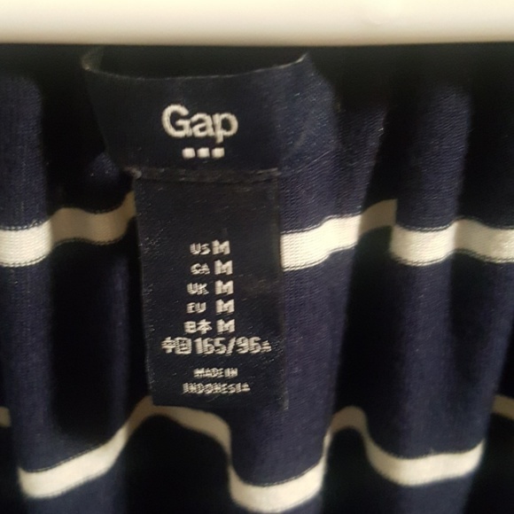 GAP DRESS - Picture 2 of 4